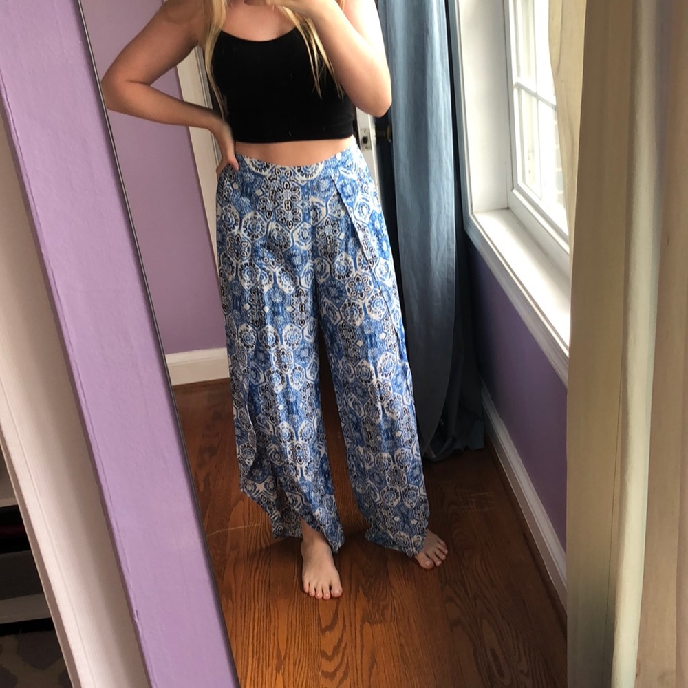 Island Gypsy flowy pants with slits